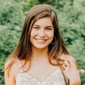 Meet your Posher, Francesca